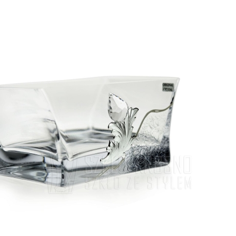 Przejdź do produktu Piękna salaterka 2345 zdobiona srebrną powłoką