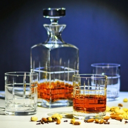 Ekskluzywny zestaw do whisky 6+1 KROSNO Noble