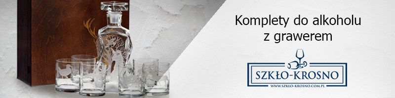 Karafka z grawerem i szklankami. Zestaw na alkohol ze szklankami